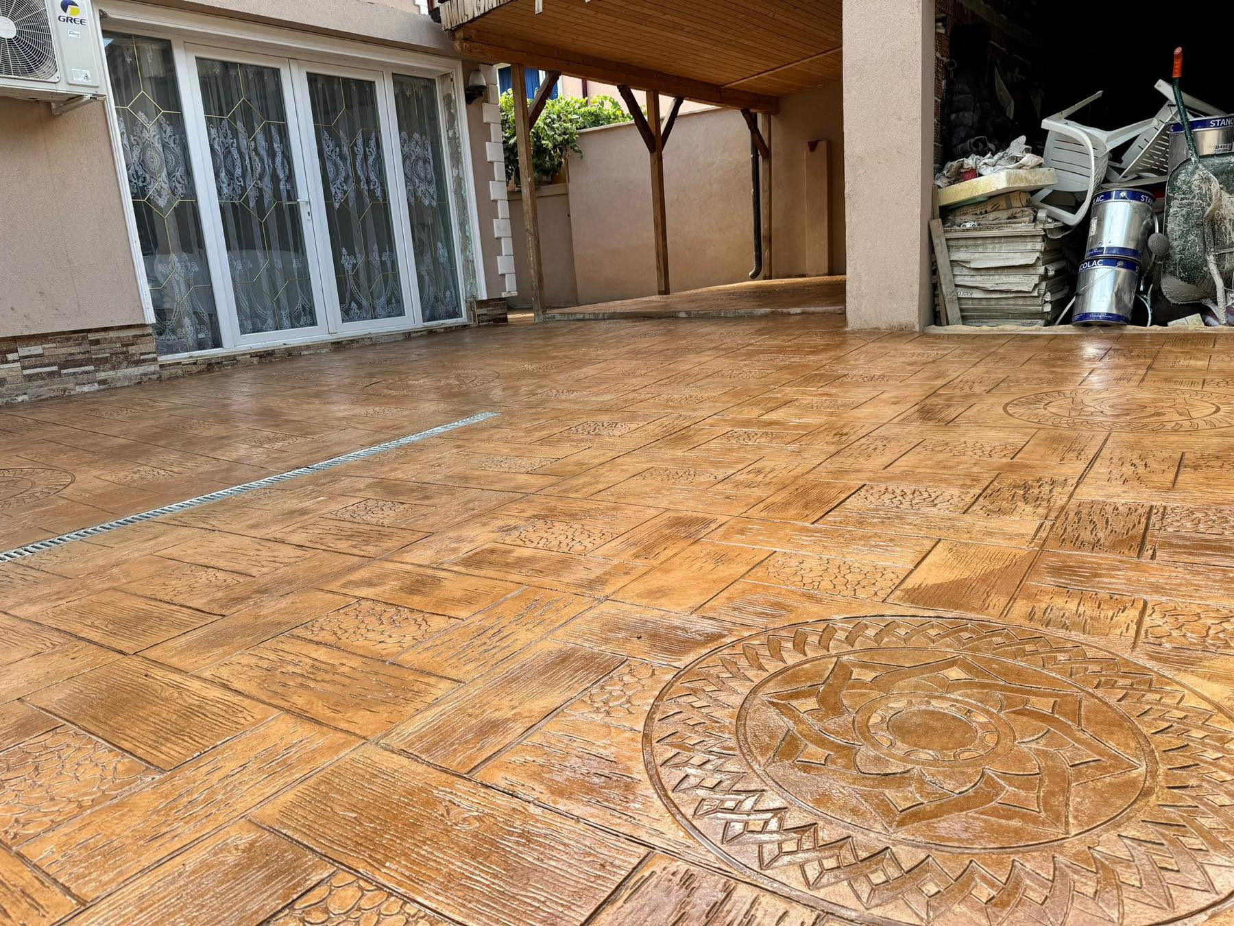 Декоративен бетон